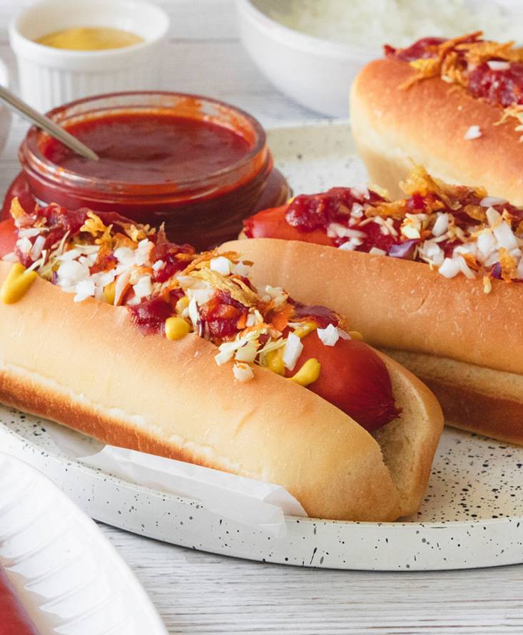 Perritos Calientes Venezolanos con Ketchup Casero Pomì