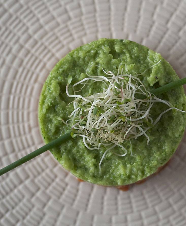 Risotto al pomodoro, ceci, prezzemolo e spuma di broccoli