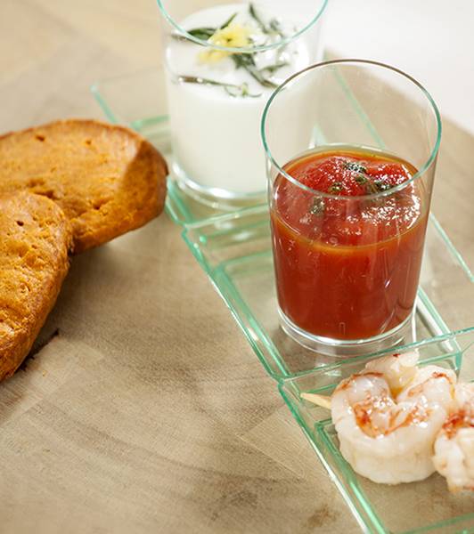 Sablè con ricotta stagionata e riduzione di pomodoro